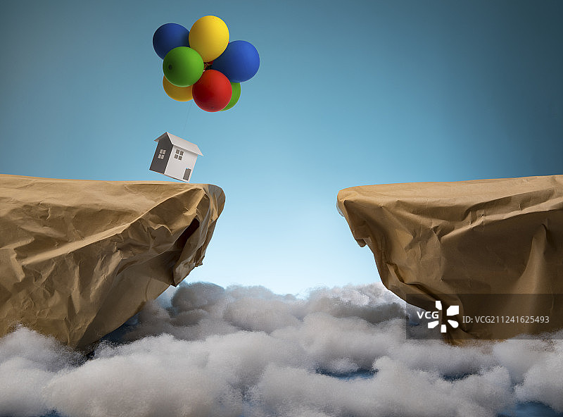 悬崖飞屋图片素材