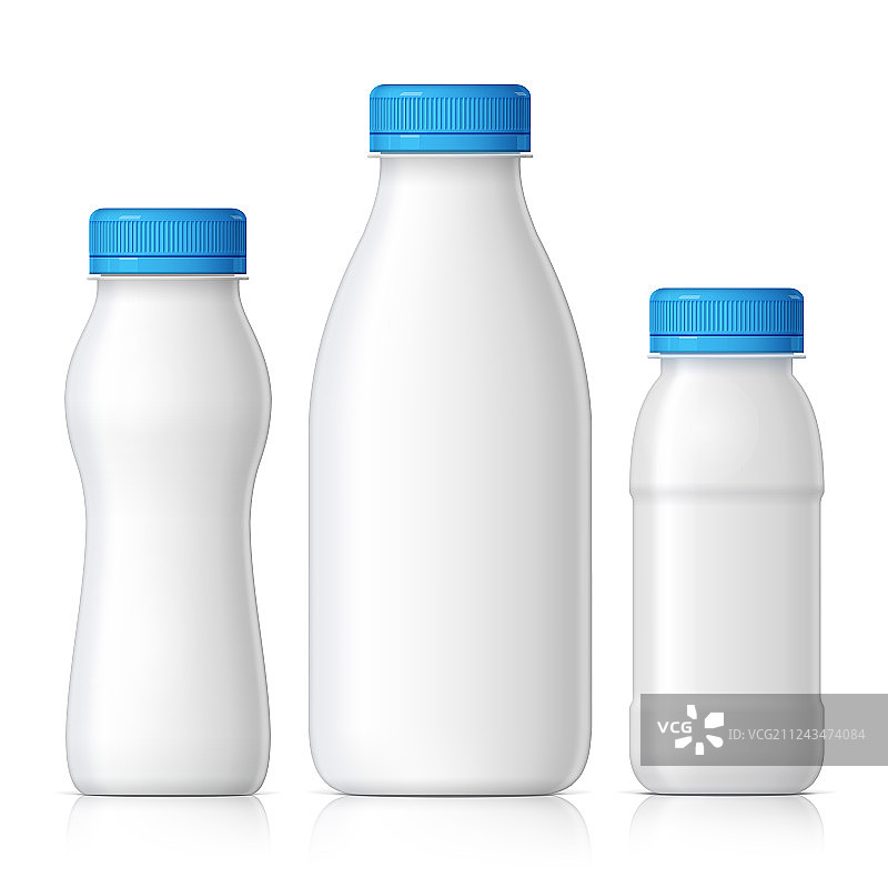 逼真的酸奶或开菲尔乳塑料瓶图片素材
