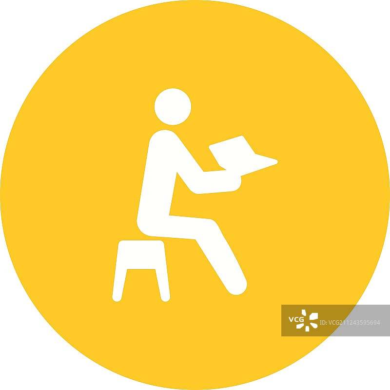 男人读故事书图片素材