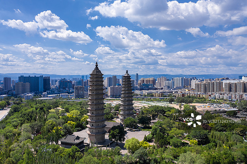 太原永祚寺 双塔寺图片素材