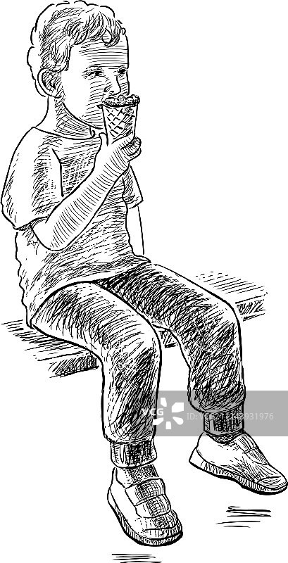 吃冰淇淋的小男孩素描图片素材