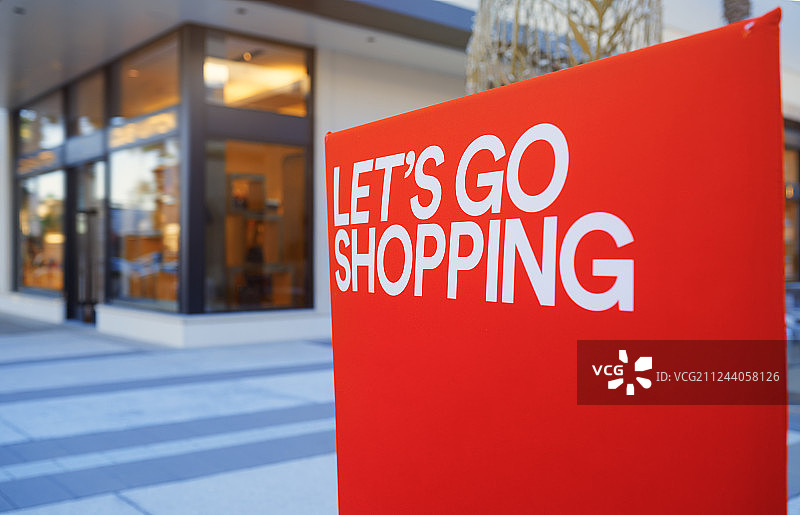 折扣店的广告牌图片素材