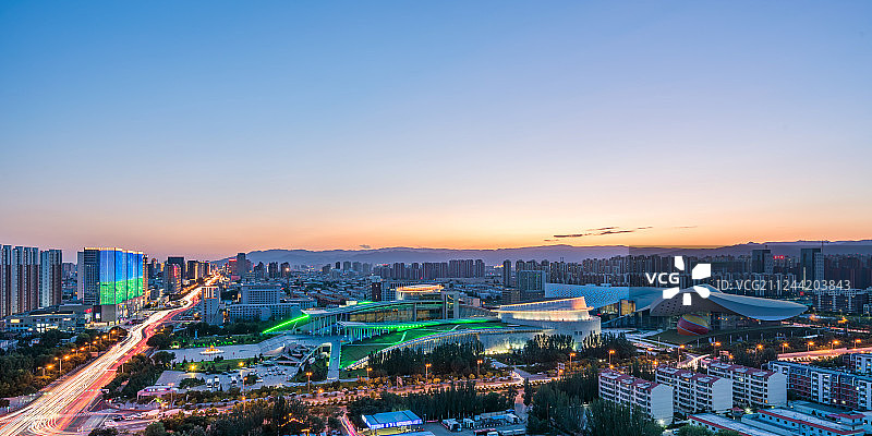 中国内蒙古呼和浩特内蒙古博物院、科技馆建筑夜景风光图片素材