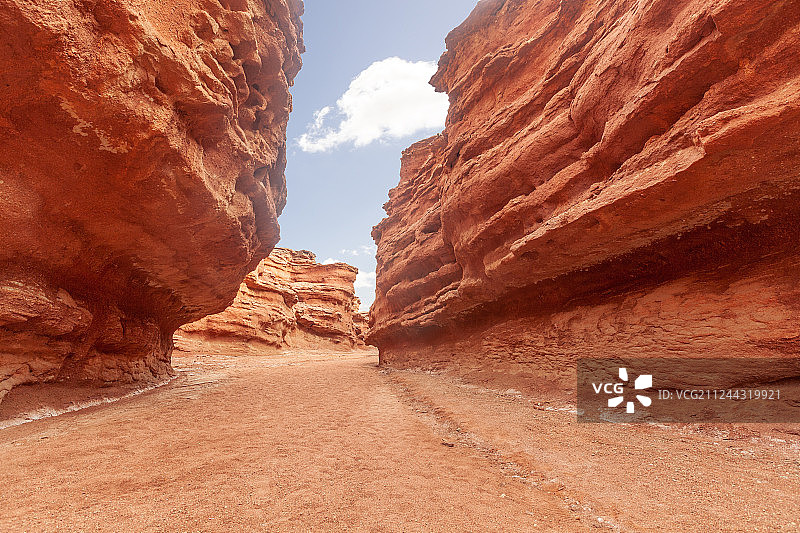 西部梦幻大峡谷丹霞地貌图片素材