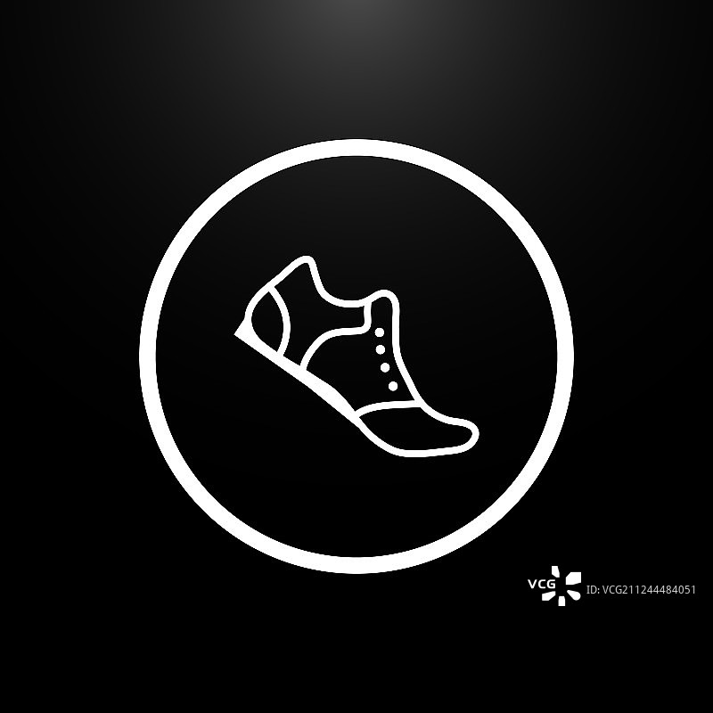 黑色背景上的时尚鞋子标志图片素材