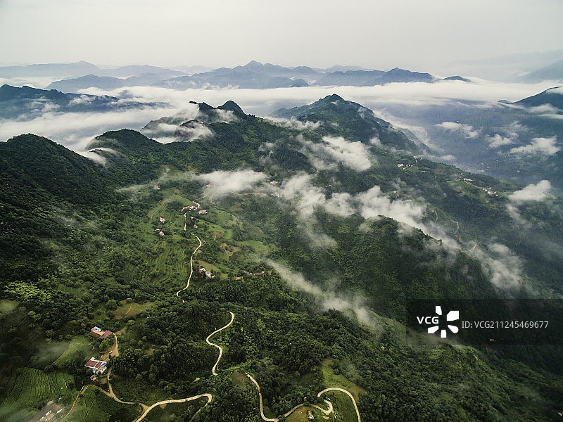 航拍秦岭山区风光图片素材