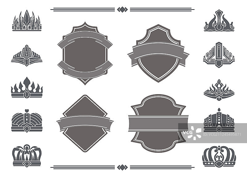 带有空白丝带、标志和皇冠的盾牌图片素材