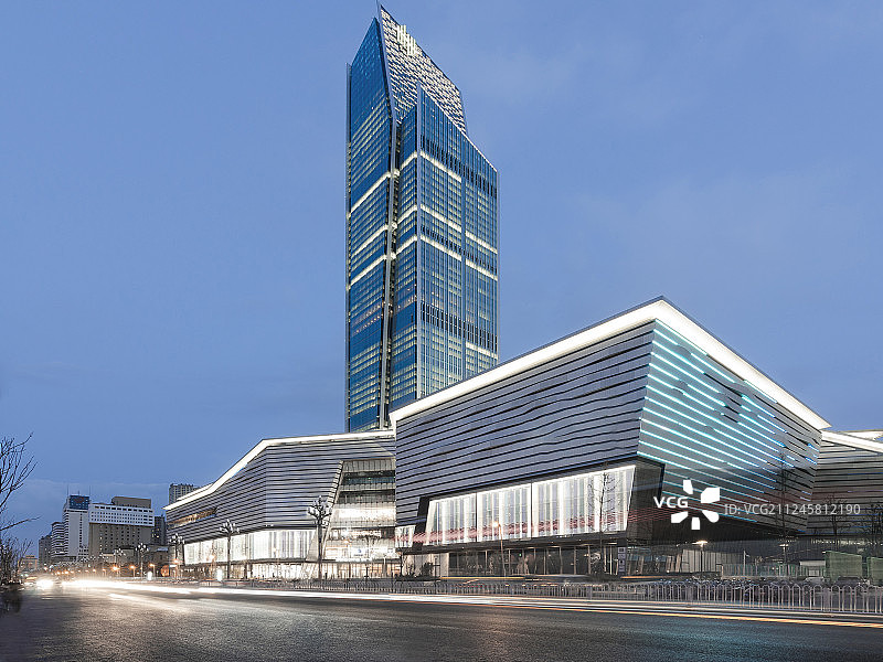 昆明著名地标建筑恒隆广场图片素材