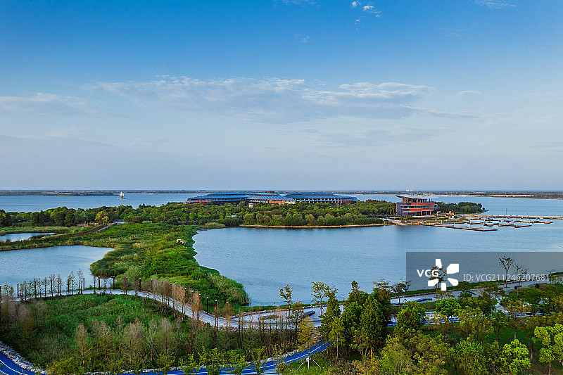 上海滴水湖皇冠假日酒店图片素材