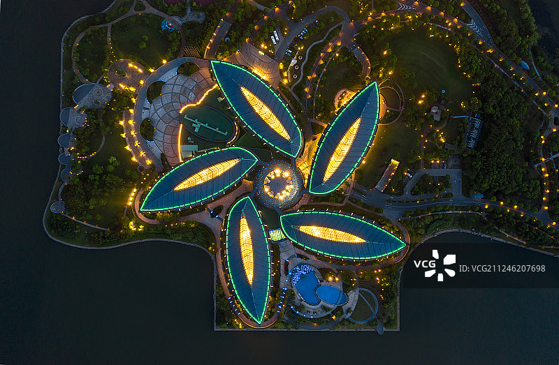 上海滴水湖皇冠假日酒店图片素材