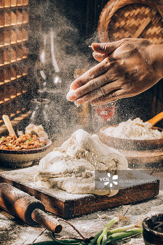 老面蒸肉馅包子图片素材