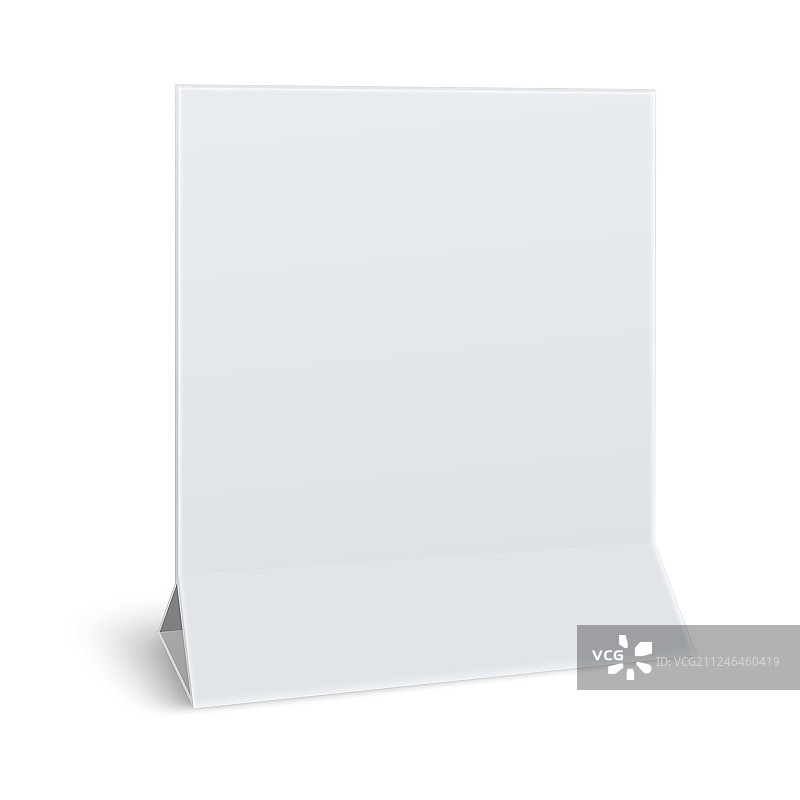 白色背景上的方形空白桌卡图片素材