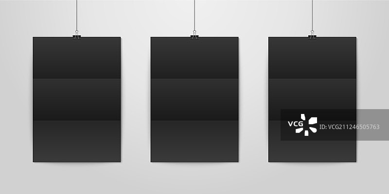三个逼真的黑色空白A4竖版图片素材