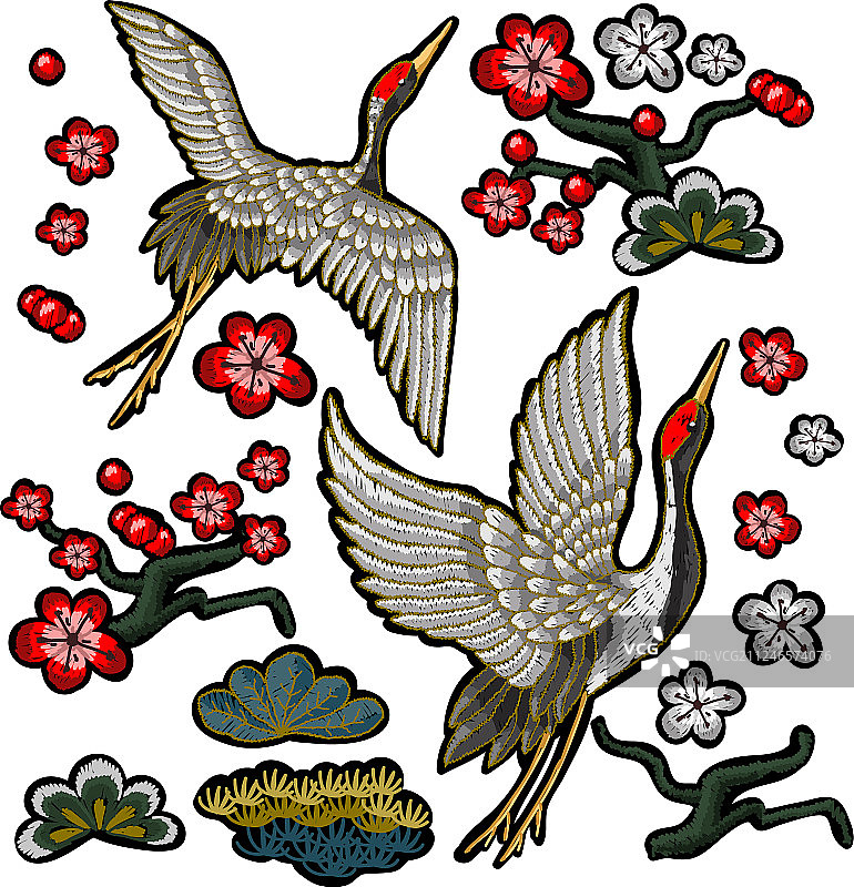 带有红色花朵的日本白鹤图片素材