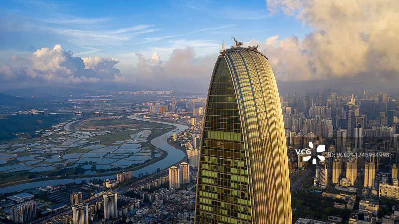 京基100的早晨城市风光图片素材