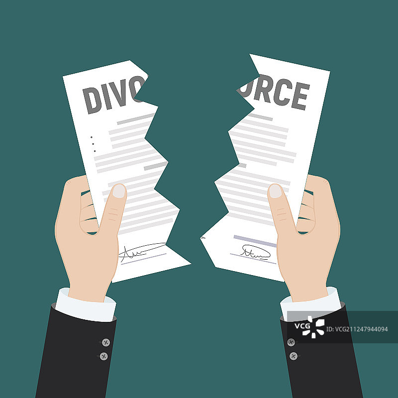 男女手中的婚前协议撕毁图片素材