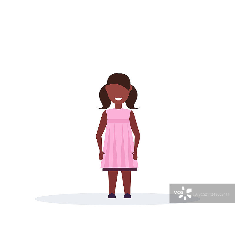快乐微笑的非洲小女孩站立姿势图片素材