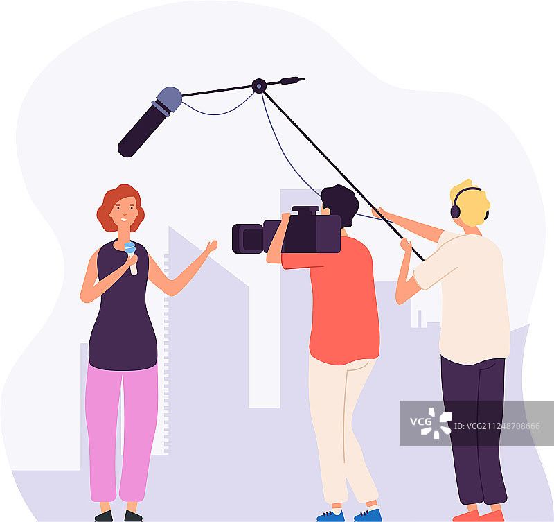 记者报道女记者手持麦克风图片素材