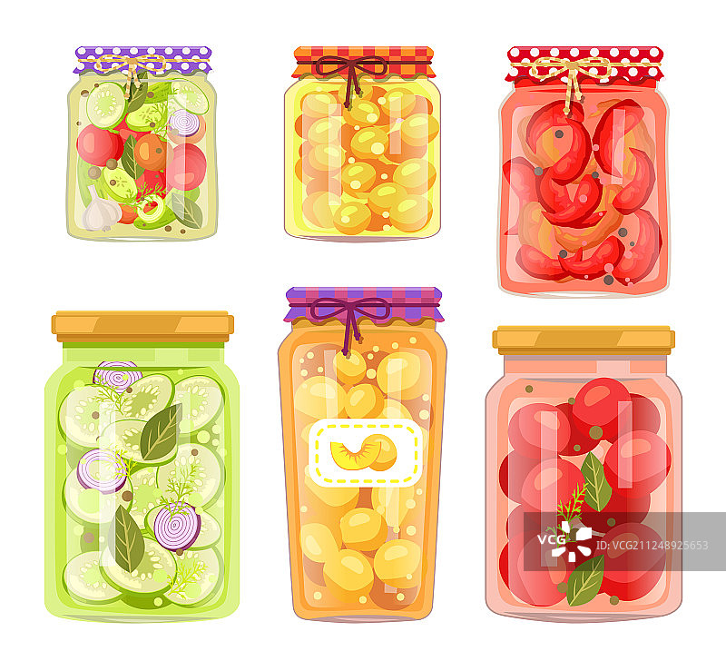 奶奶自制水果蜜饯和腌制蔬菜图片素材