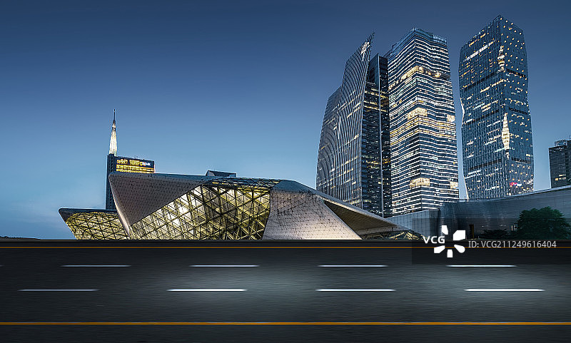 广州大剧院市中心建筑高速公路广告背景图图片素材