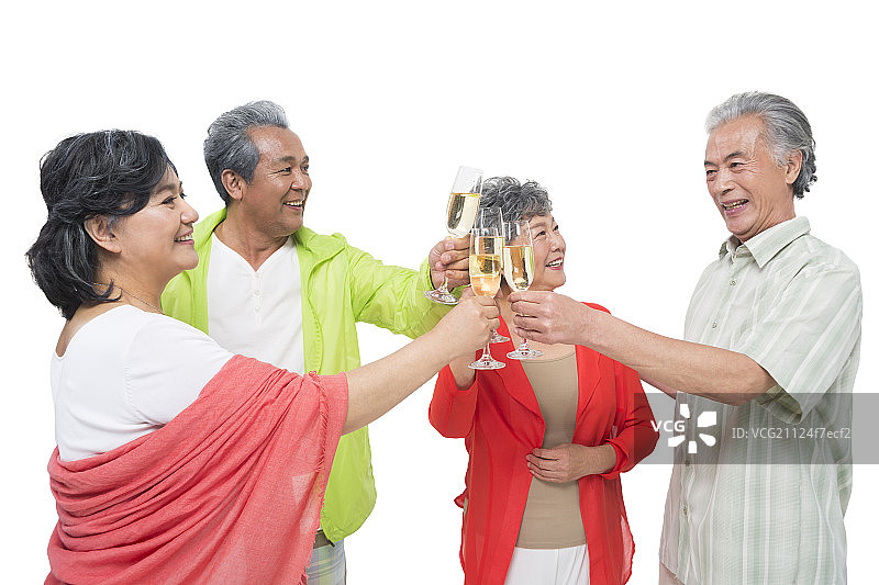 快乐的老年人户外旅行图片素材