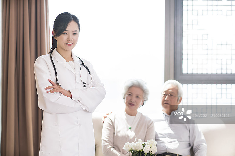 自信的女护工图片素材