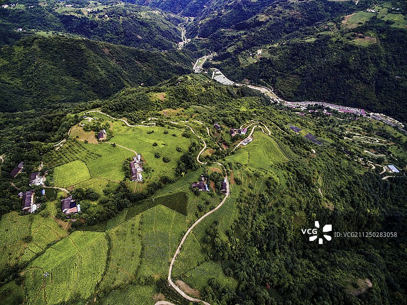 航拍秦岭山区风光图片素材