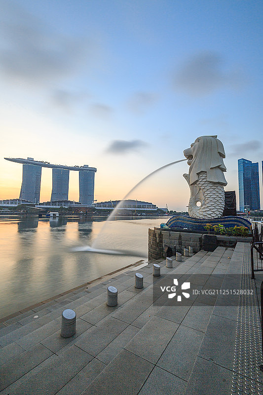 鱼尾狮公园日出图片素材