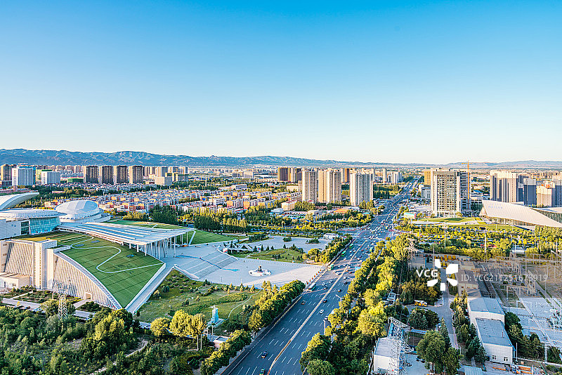 中国内蒙古呼和浩特城市晴天风光图片素材