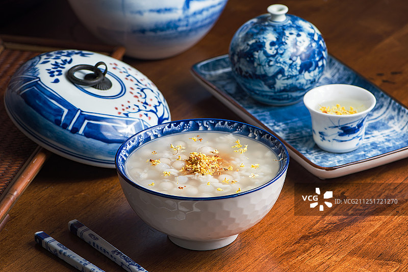 秋季桂花酒酿小圆子图片素材