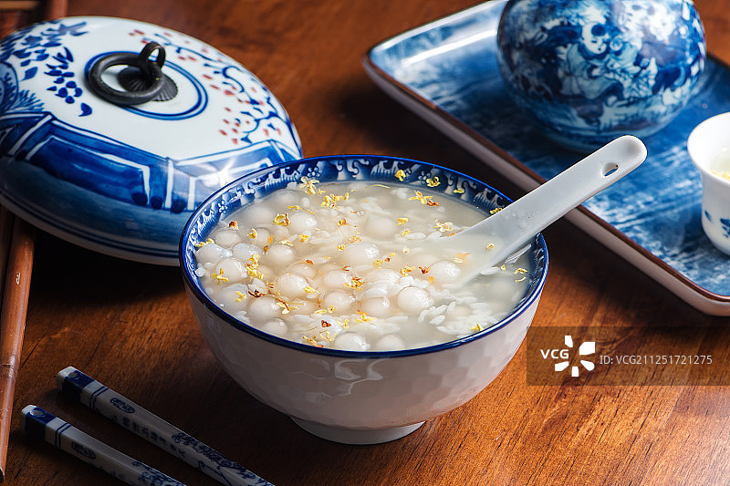 秋季桂花酒酿小圆子图片素材