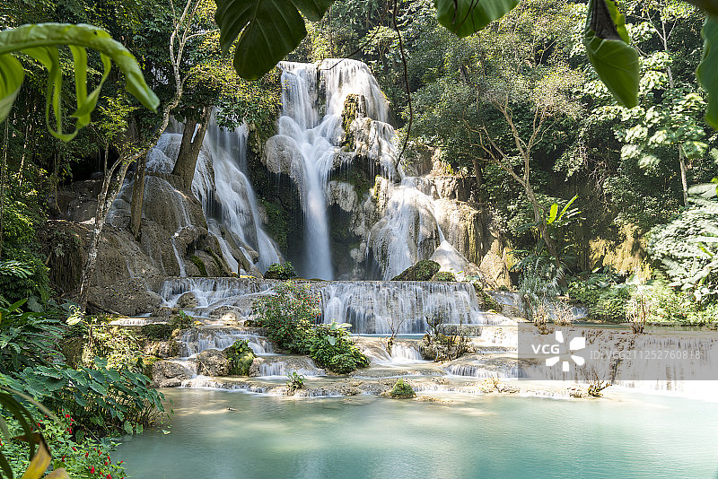 老挝琅勃拉邦光西瀑布图片素材