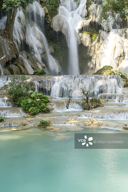 老挝琅勃拉邦光西瀑布图片素材