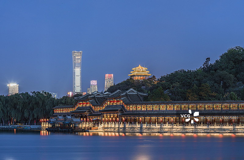 入夜的北海和CDB城市风光图片素材