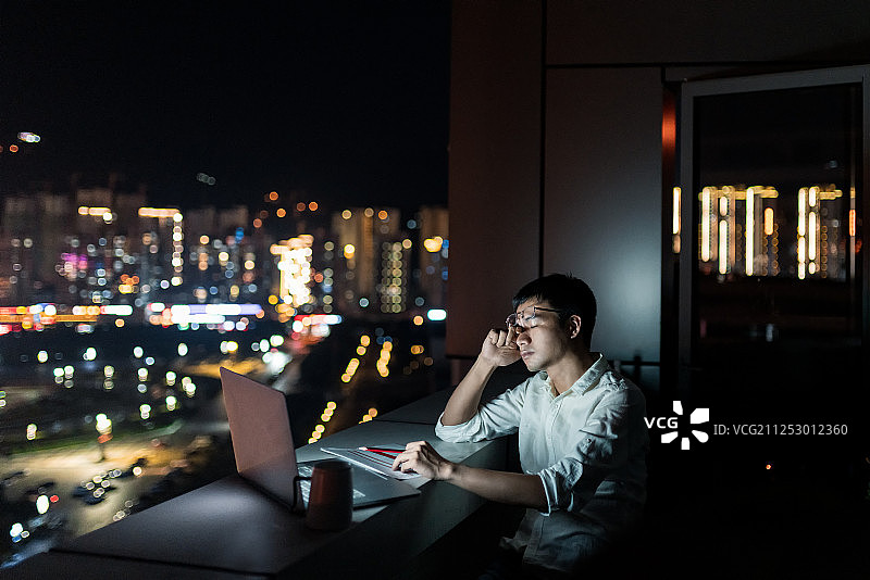 996加班一族图片素材