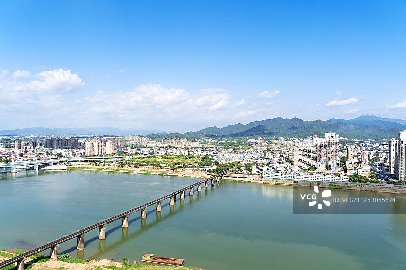 鸟瞰兰溪城市全景图片素材