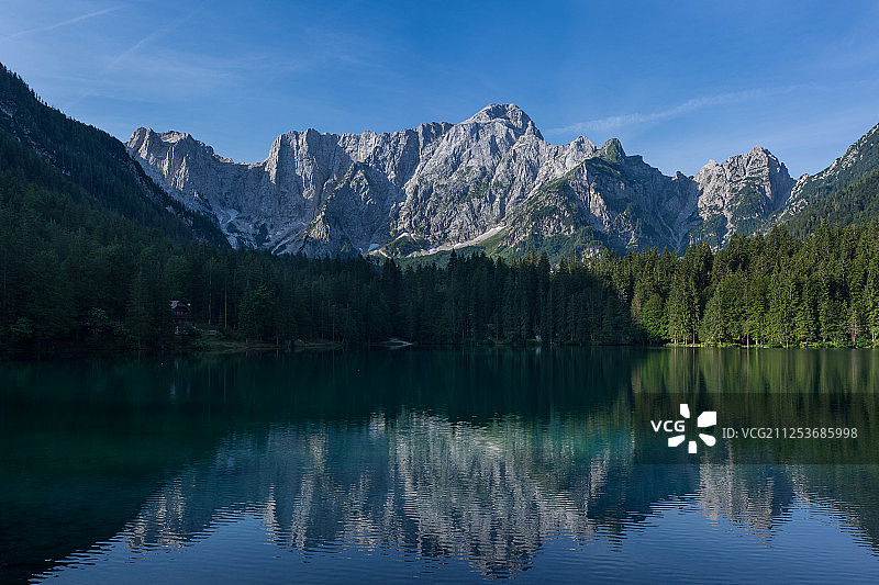 芒加特山图片素材