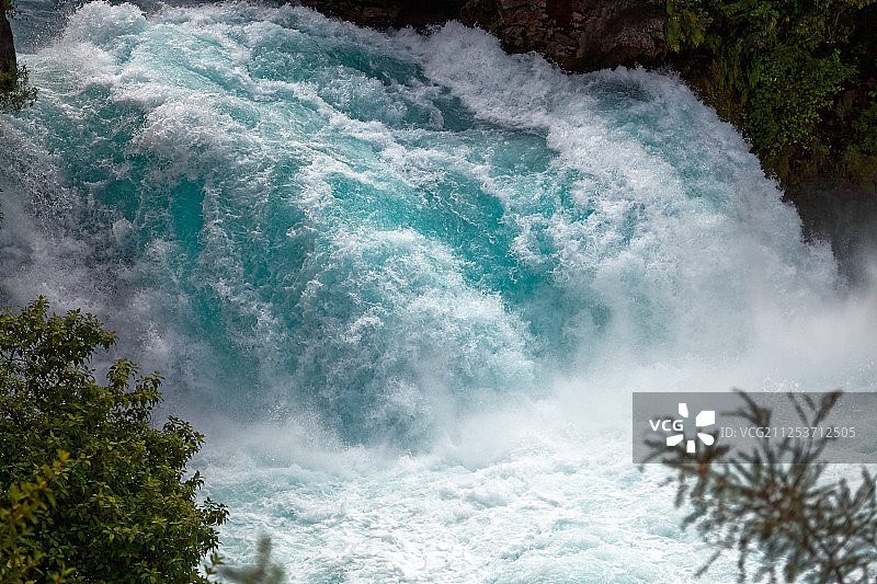 胡卡瀑布图片素材