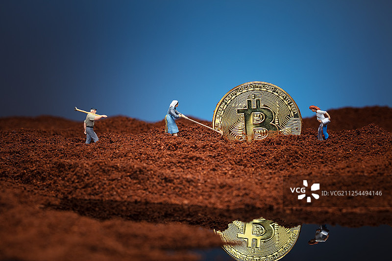 种植比特币浇水成长财富增长互联网虚拟货币图片素材