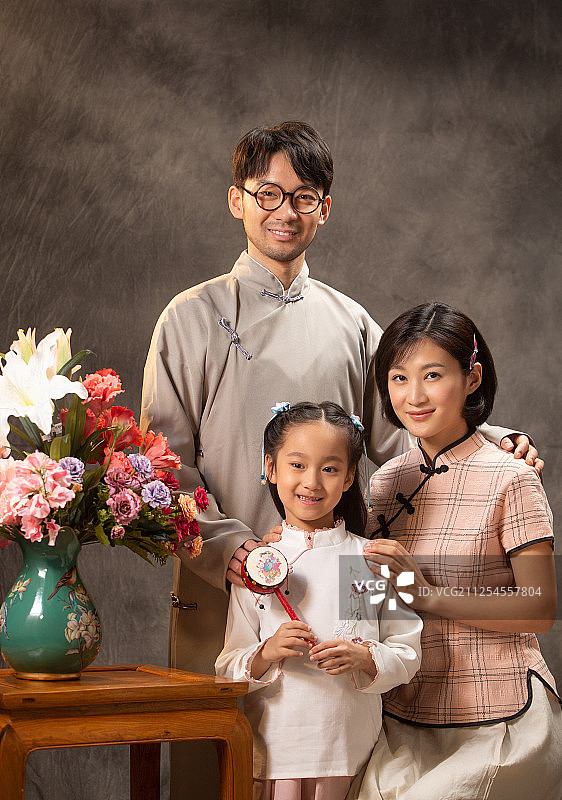 复古家庭照图片素材