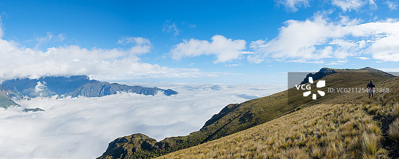 云中漫步图片素材