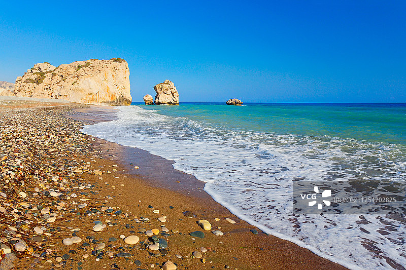 塞浦路斯阿芙罗狄蒂海滩的岩层地貌图片素材
