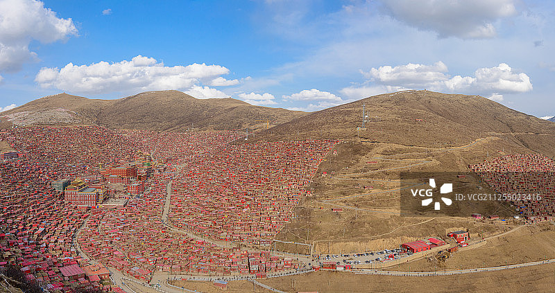 四川甘孜州色达风光全景图片素材