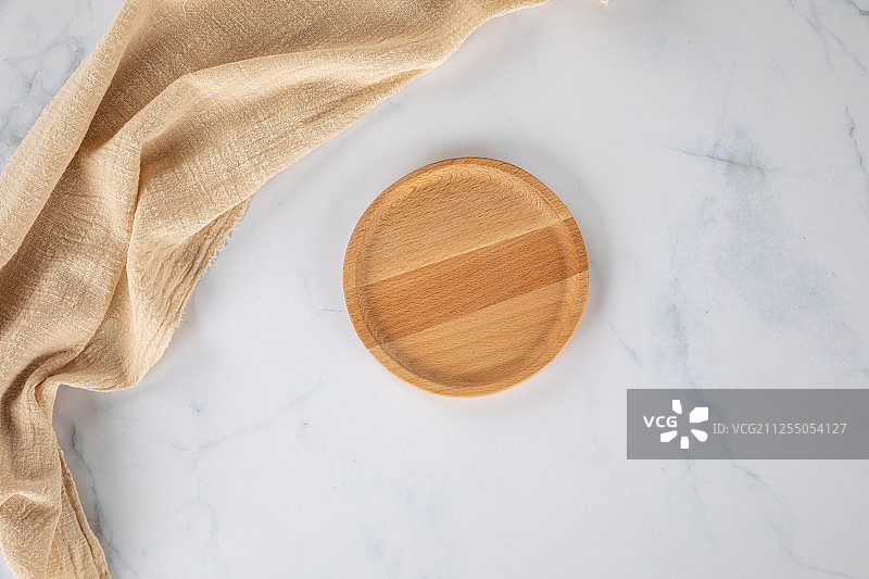 白色大理石静物场景餐木质碟子背景广告素材图图片素材