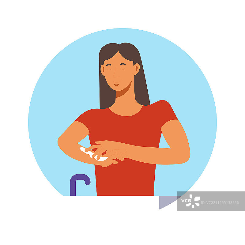 女人用肥皂洗手图片素材