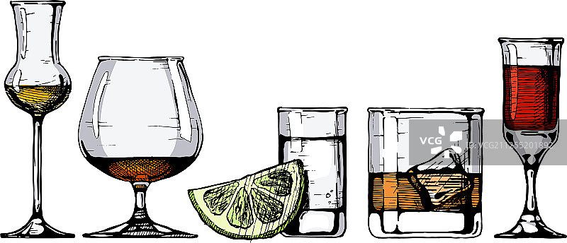 高脚玻璃杯套装图片素材