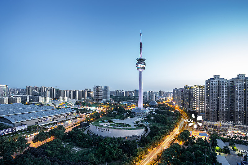 西安电视塔夜景图片素材