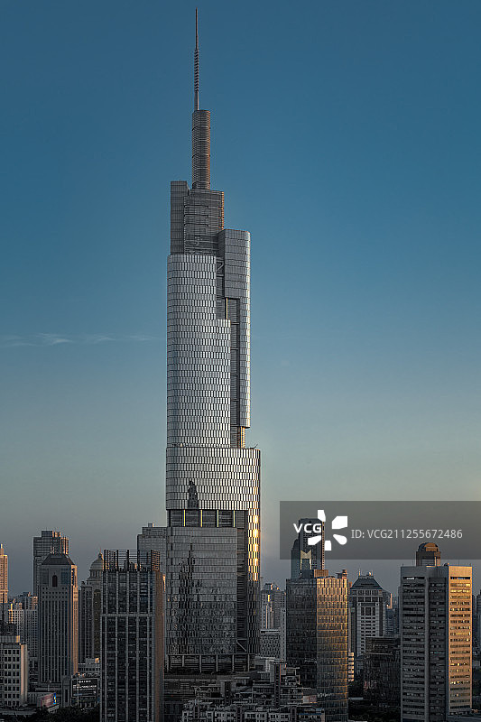 南京紫峰大厦日落图片素材