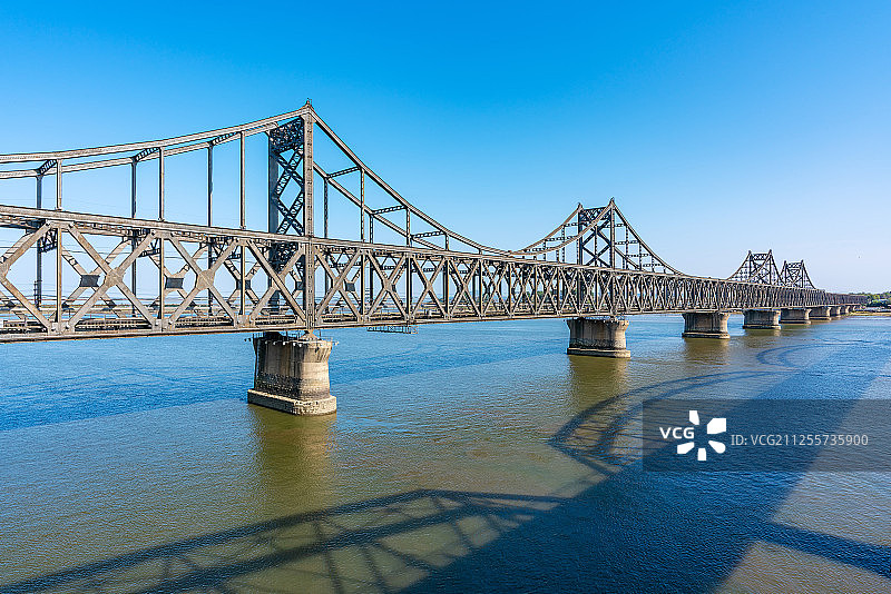 辽宁省丹东鸭绿江大桥图片素材
