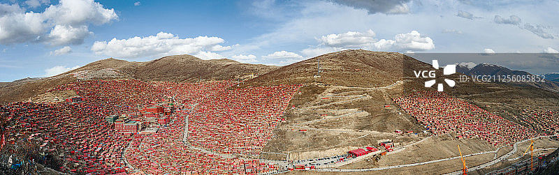 四川甘孜州色达风光全景图片素材